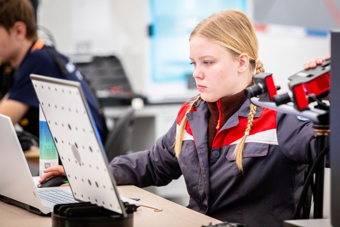 Собянин поздравил москвичей — победителей чемпионата высоких технологий