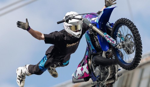 От BMX до гидрофлая: что ждет гостей фестиваля «Уличный драйв» в «Лужниках»