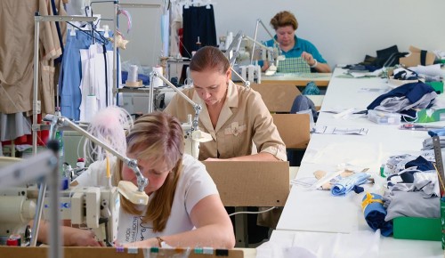 Сергей Собянин сообщил о росте объема производства школьной продукции в Москве