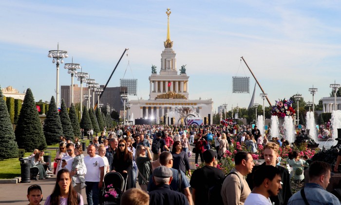 Побивая рекорды: ВДНХ за лето посетили 10,5 миллионов человек