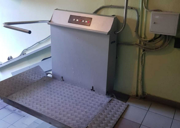 Мосжилинспекция добилась ремонта подъемной платформы в Южном Бутове