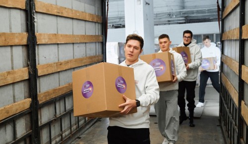 Более девяти тонн гумпомощи доставили в Мариуполь в рамках проекта «Время добра»