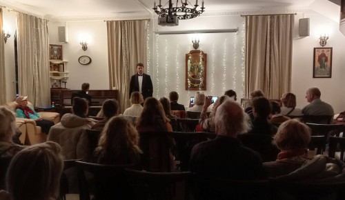 В храме Всех преподобных отцев Киево-Печерских открыли сезон «Музыкальной гостиной»