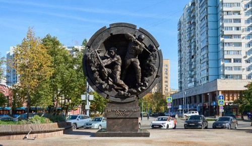 Собянин сообщил об открытии монумента «Метростроителям России»