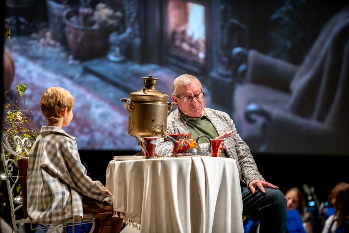 Делились мудростью: как в «Меридиане» отметили День пожилого человека