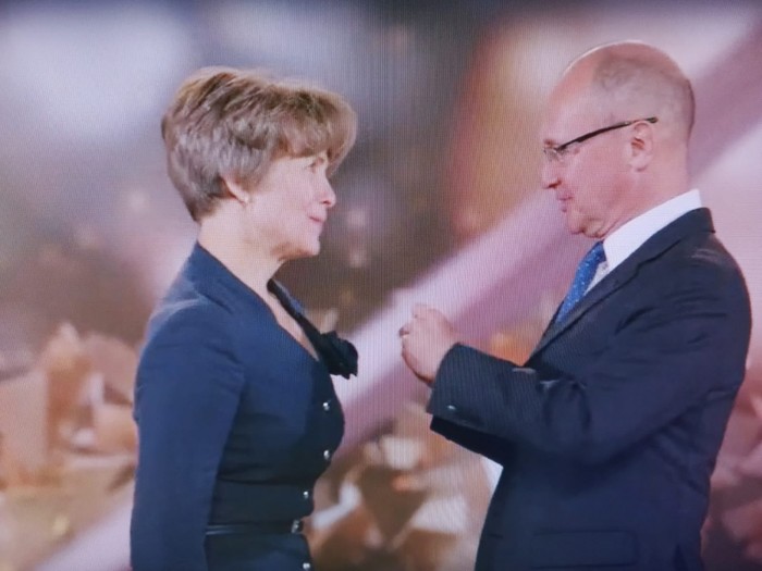 Педагог школы Академического района удостоена звания «Заслуженный учитель РФ»