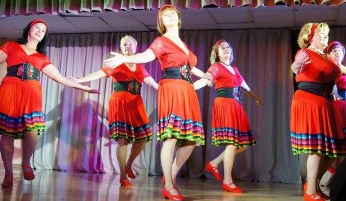 Концерт в честь старшего поколения прошел в СП «Южное Бутово» центра «Атлант»