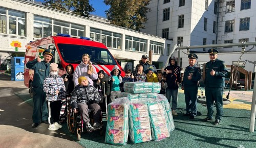 Сотрудники Управления по ЮЗАО ГУ МЧС России по городу Москве оказали помощь социальной гостинице для онкобольных детей