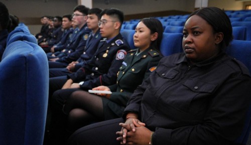 В университете МВД РФ имени В.Я. Кикотя открылся разговорный клуб «Русский язык для иностранцев»