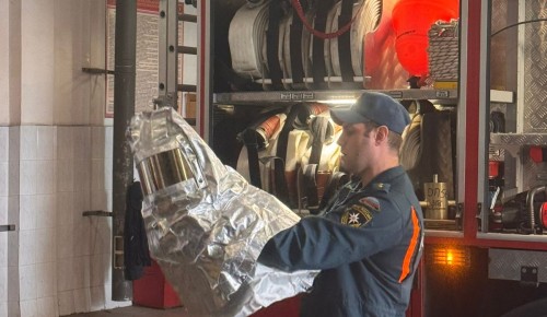 Ученики школы №1329 побывали в гостях у огнеборцев