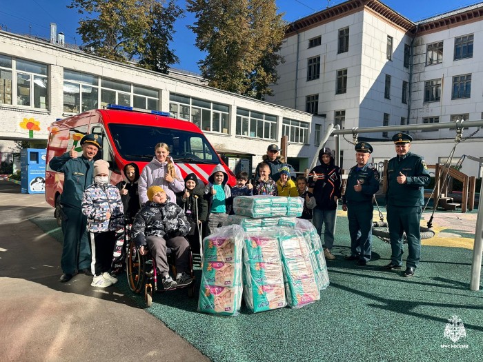 Сотрудники Управления по ЮЗАО ГУ МЧС России по городу Москве оказали помощь социальной гостинице для онкобольных детей