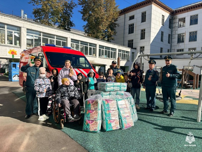 Сотрудники Управления по ЮЗАО ГУ МЧС России по городу Москве оказали помощь социальной гостинице для онкобольных детей