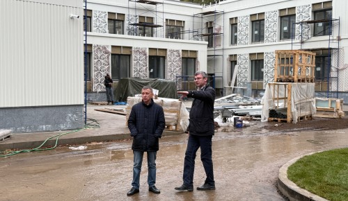 Центр женского здоровья построят в Теплом Стане до конца года