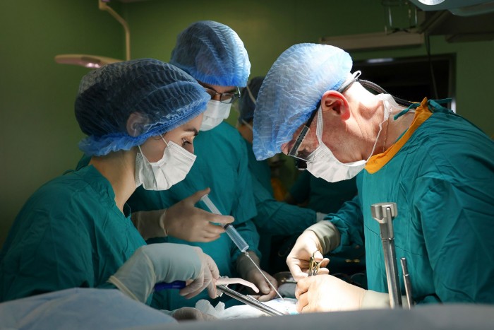 Собянин: Москва постоянно повышает доступность высоких технологий в медицине