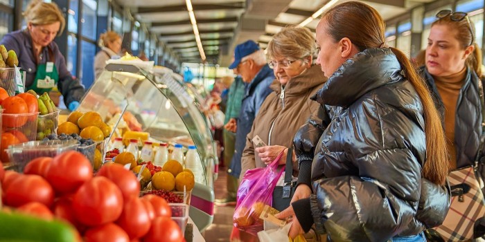 Ярмарки выходного дня Ясенева перешли на зимний режим работы