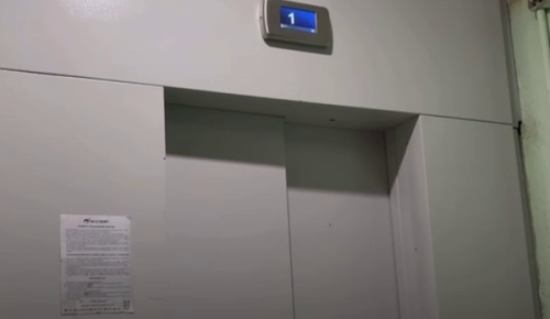 В двух многоэтажных домах в Черемушках завершили замену всего лифтового оборудования