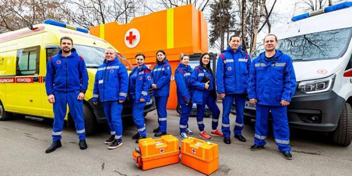 Собянин поздравил сотрудников московской скорой помощи с 106-летием службы