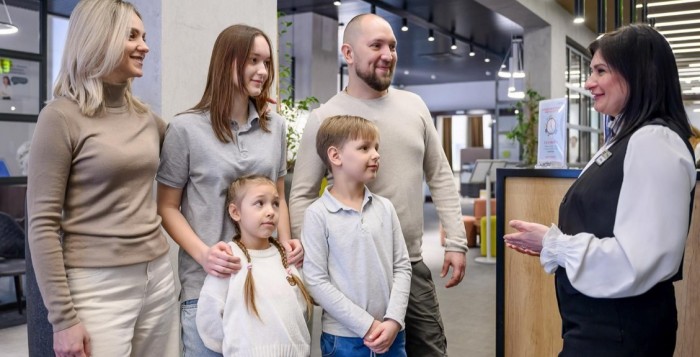 Собянин подчеркнул приоритетность поддержки участников СВО и членов их семей