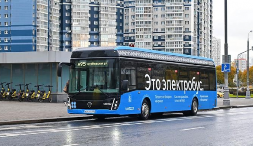 На маршруте М95, проходящем через Северное Бутово, начали тестировать электробус с ночной зарядкой
