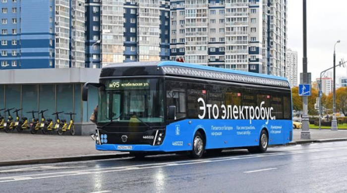 На маршруте М95, проходящем через Северное Бутово, начали тестировать электробус с ночной зарядкой