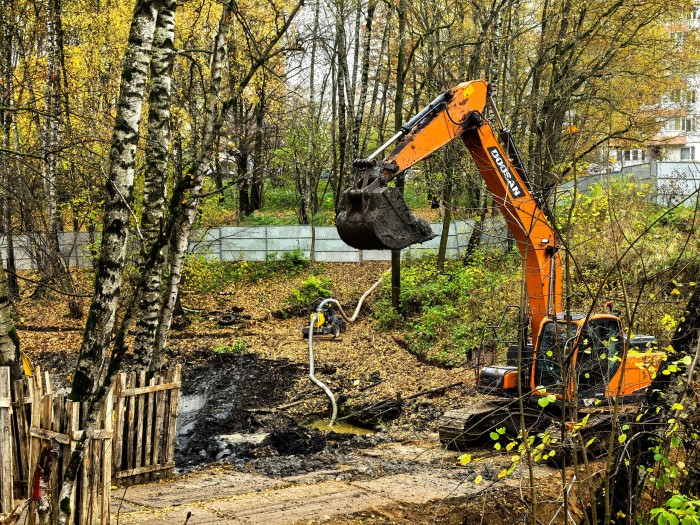 Благоустройство Малого Воронинского пруда идёт по графику