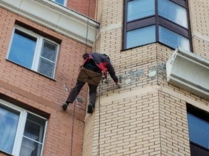 Фасад дома в Черемушках восстановили после вмешательства Мосжилинспекции