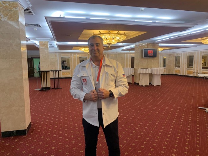 Педагог школы №1101 вышел в финал всероссийского конкурса «Быть, а не казаться»