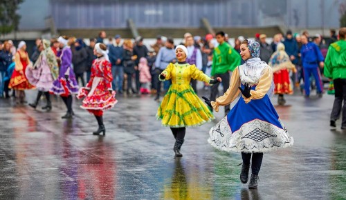 Праздничные акции и концерты пройдут в ЮЗАО в честь Дня народного единства