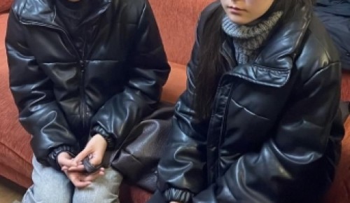 Столичные полицейские задержали двух сестер по подозрению в причастности к дистанционному мошенничеству