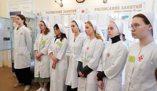 Столичные волонтеры помогают участникам СВО в военных госпиталях