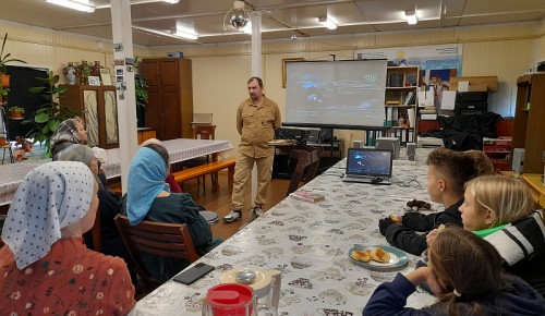 В храме Святых Праведных Симеона Богоприимца и Анны Пророчицы показали фильм о Минине и Пожарском