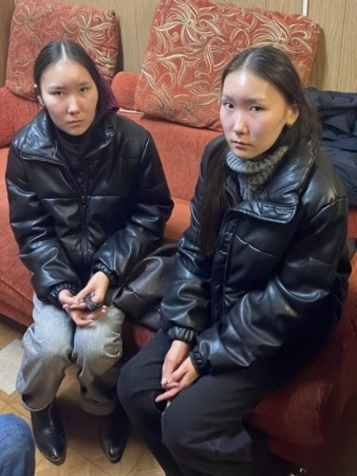 Столичные полицейские задержали двух сестер по подозрению в причастности к дистанционному мошенничеству