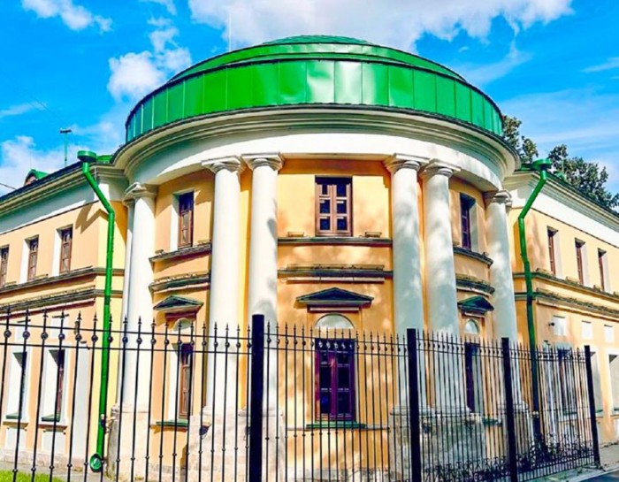 Усадьба на Перекопской приглашает на спектакль «Три красавицы» 7 ноября