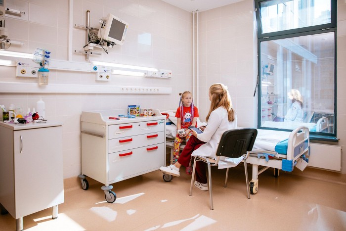 Собянин: Все больше детей в Москве могут получить высокотехнологичную медпомощь