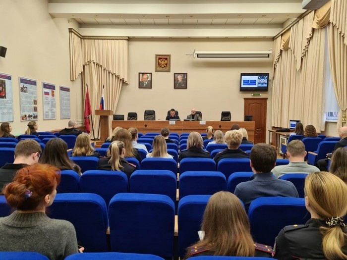 В УВД по ЮЗАО столицы личному составу в рамках ГПИ рассказали о главных киберугрозах современности