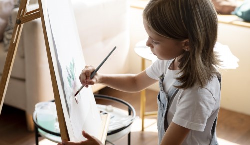 Храм святой равноапостольной Нины в Черемушках приглашает ребят в изостудию «Кисточка»