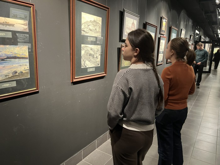 Наследие мастера: в Академии Андрияки представили северные пейзажи в диалоге поколений