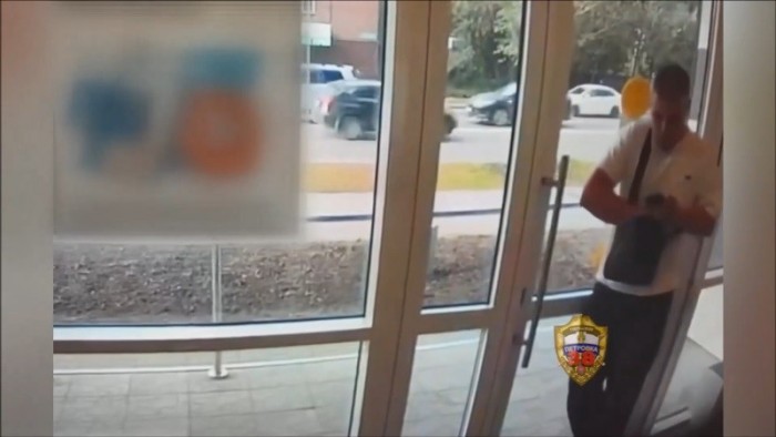 Оперативниками уголовного розыска юго-запада Москвы задержаны подозреваемые в мошенничестве и неправомерном обороте средств платежей