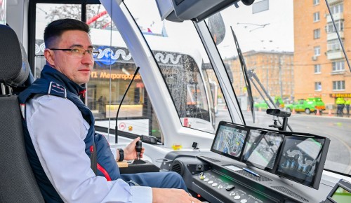 В Гагаринском районе запустили первый трамвайный диаметр Т1