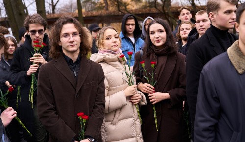 В Москве более 280 тысяч человек познакомились с экспозициями выставки «Истории ратных династий»