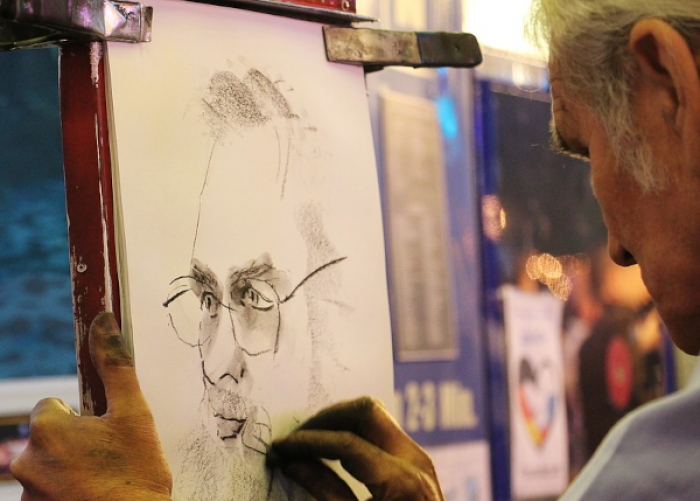 В центре «Атлант» открыт набор «долголетов» Северного Бутова на занятия по рисованию