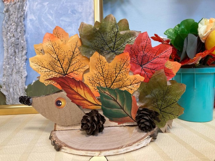 Выставка «Богата осень вдохновением» открылась в ЦКиД «Академический»