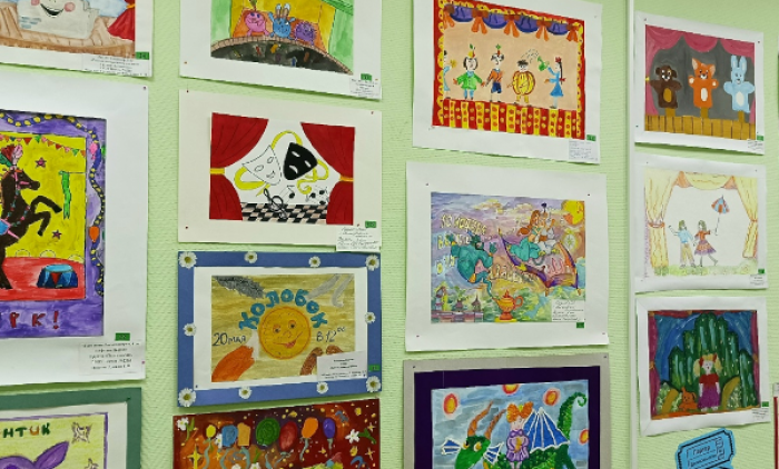 В СП «Обручевский» центра «Атлант» открылась выставка «Я рисую мир театра»