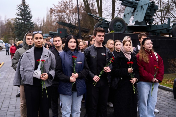 В Москве более 280 тысяч человек познакомились с экспозициями выставки «Истории ратных династий»
