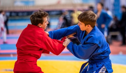 Воспитание чемпионов: как в Москве развивают самбо