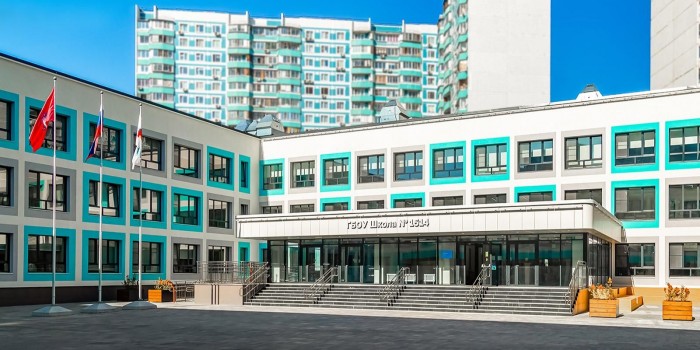 Собянин сообщил о планах строительства и реконструкции около 120 школьных зданий