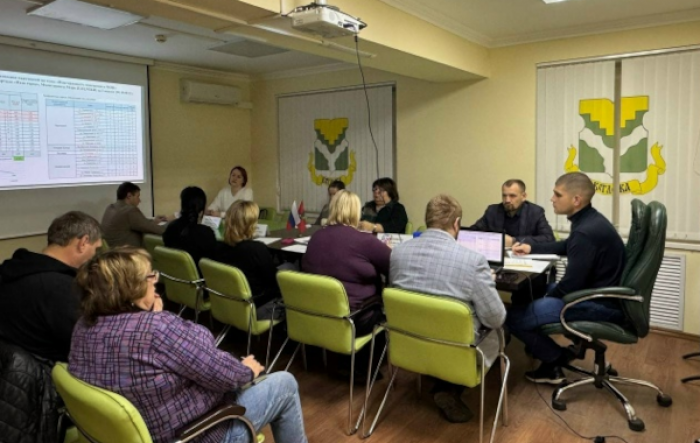 В управе Котловки прошло оперативное совещание