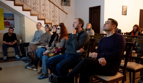 В храме отцев Киево-Печерских в Старых Черемушках состоялась лекция о церковнославянском языке