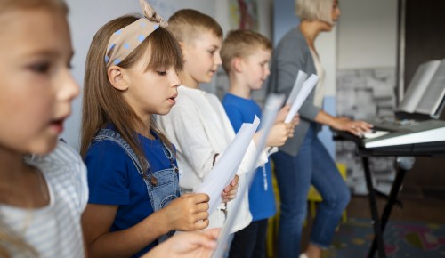 Концерт ко Дню матери пройдет в школе искусств «Юность» 22 ноября