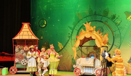 Подопечные реабилитационного центра «Бутово» побывали на спектакле в КЦ «Вдохновение»